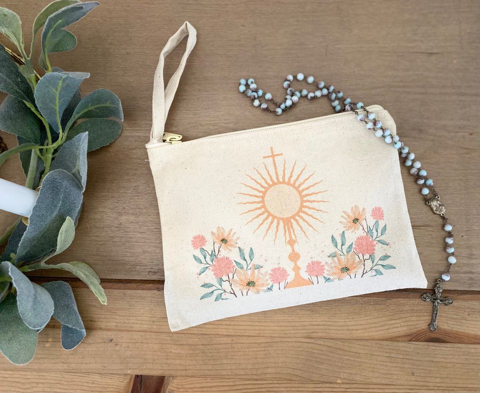 Floral Blessed Sacrament Monstrance Rosary Pouch with Wrist Strap, Canvas Catholic Veil Bag