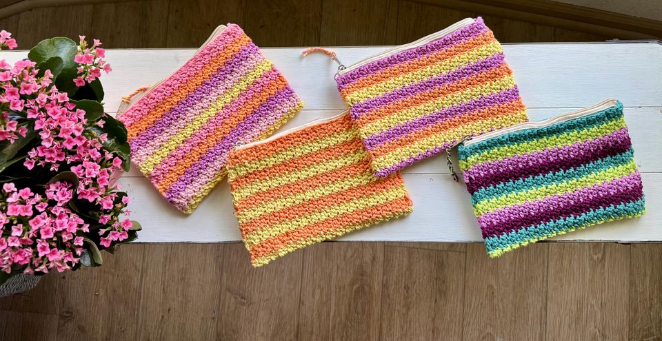 Thelma Pouch