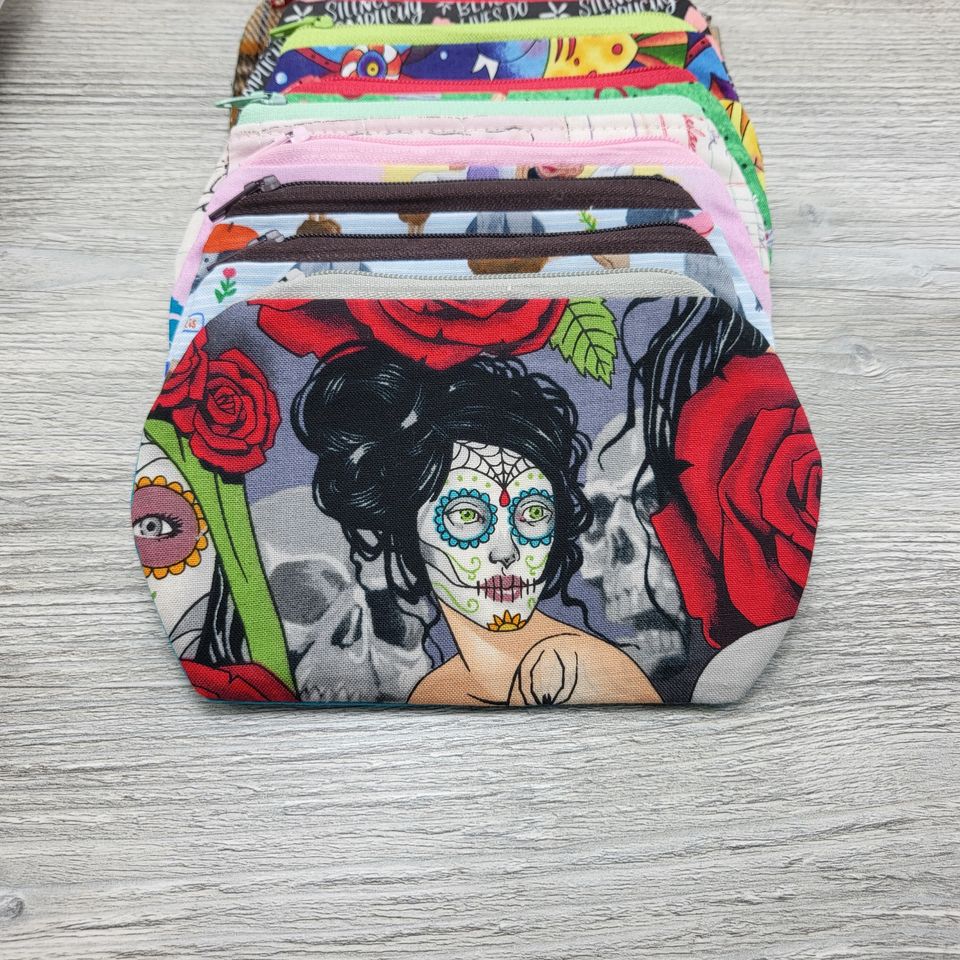 Handmade Mini Zipper Pouch: Coin Purse & Gift Card Holder