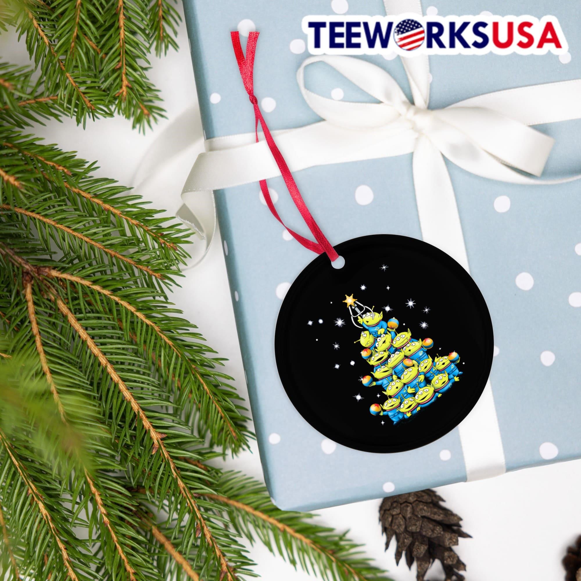 Ohh The Claw-mas Tree Shirt