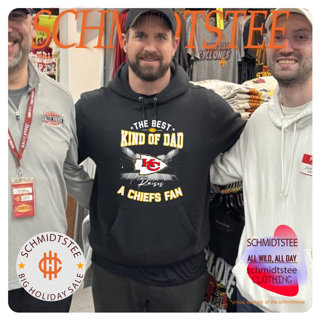 The Best Kind of Dad Raises a Kansas City Chiefs Fan shirt