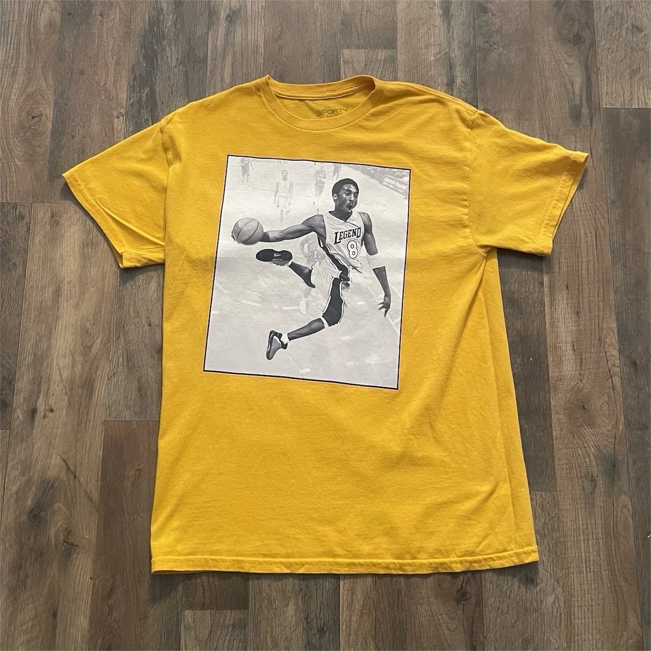 3Forty Inc. Men's Basketball Graphic Yellow T-Shirt Size M