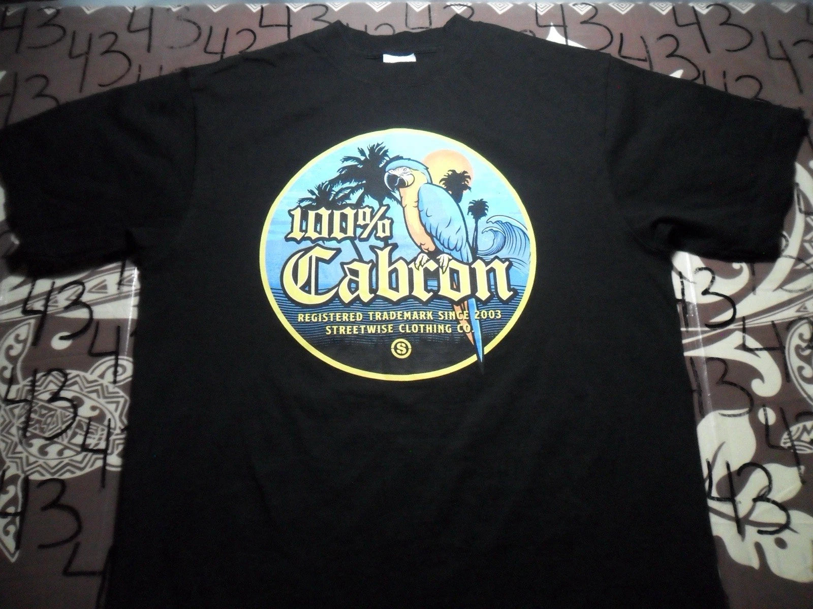 Large 100% Carbon Streetwise Clothing Co Shirt