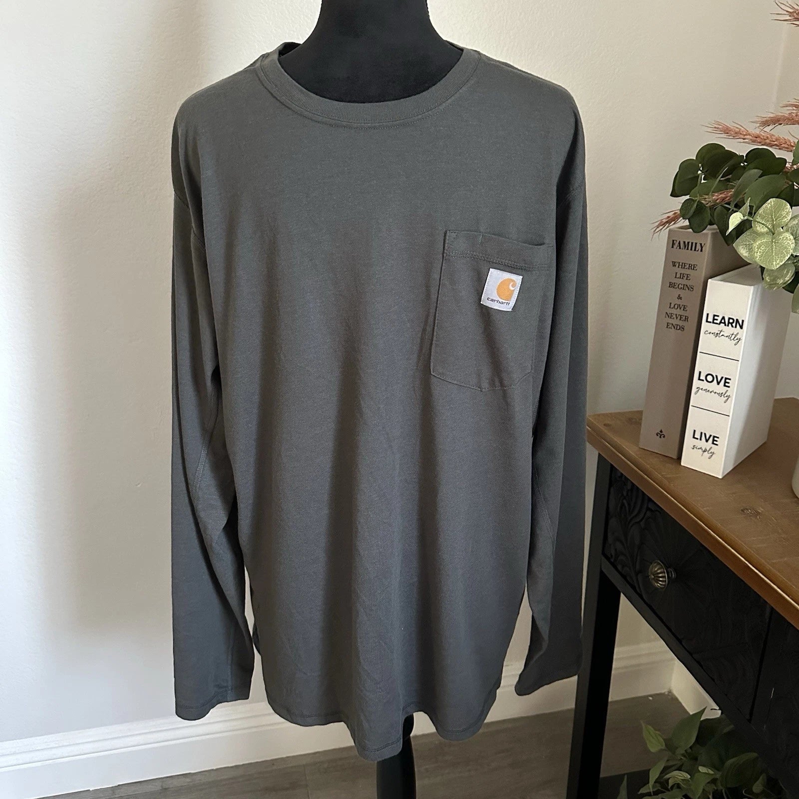 Carhartt Men's Charcoal Pullover Long Sleeves Shirt Size L Minimalist Casual