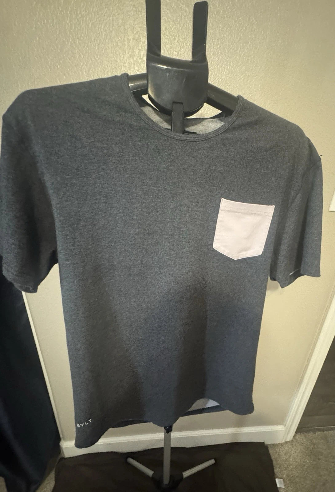 BYLT Pocket T-Shirt Men’s Large Gray Minimalist Crew Neck Short Sleeve