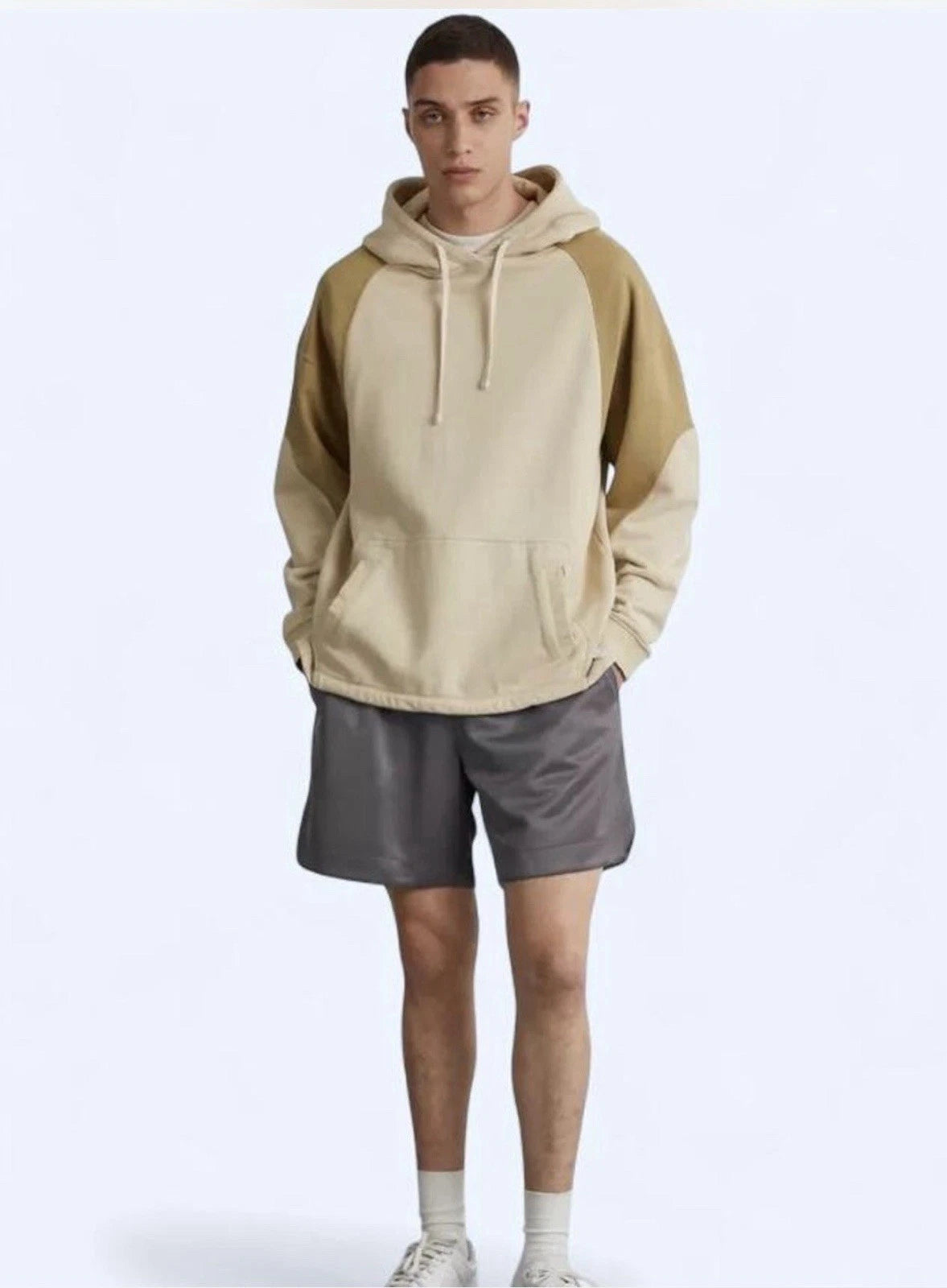 NWT urban outfitters men's sweatshirt size small trendy unisex BNWT