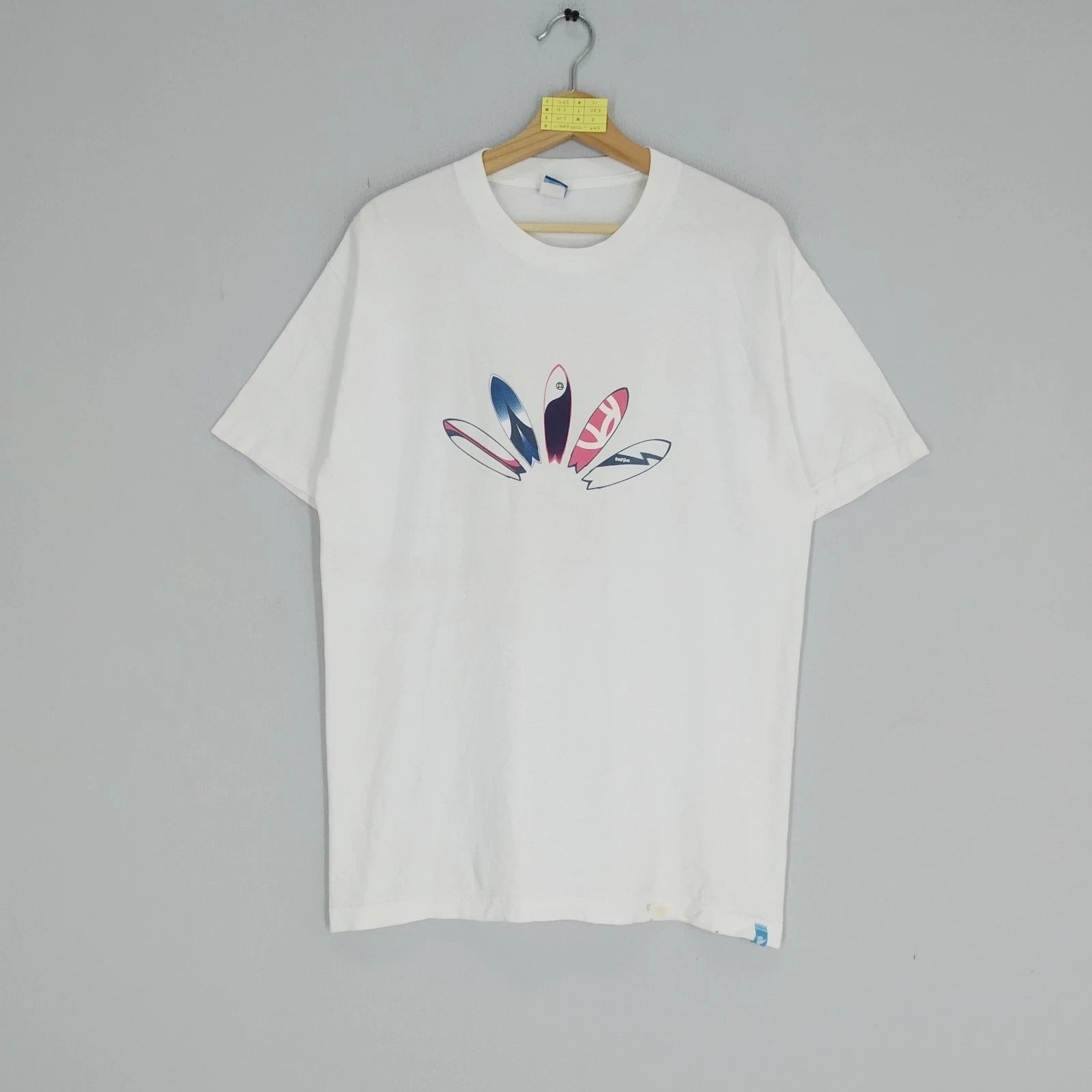 Vintage Freshjive Skateboarding Logo USA Streetwear T-shirt Size L