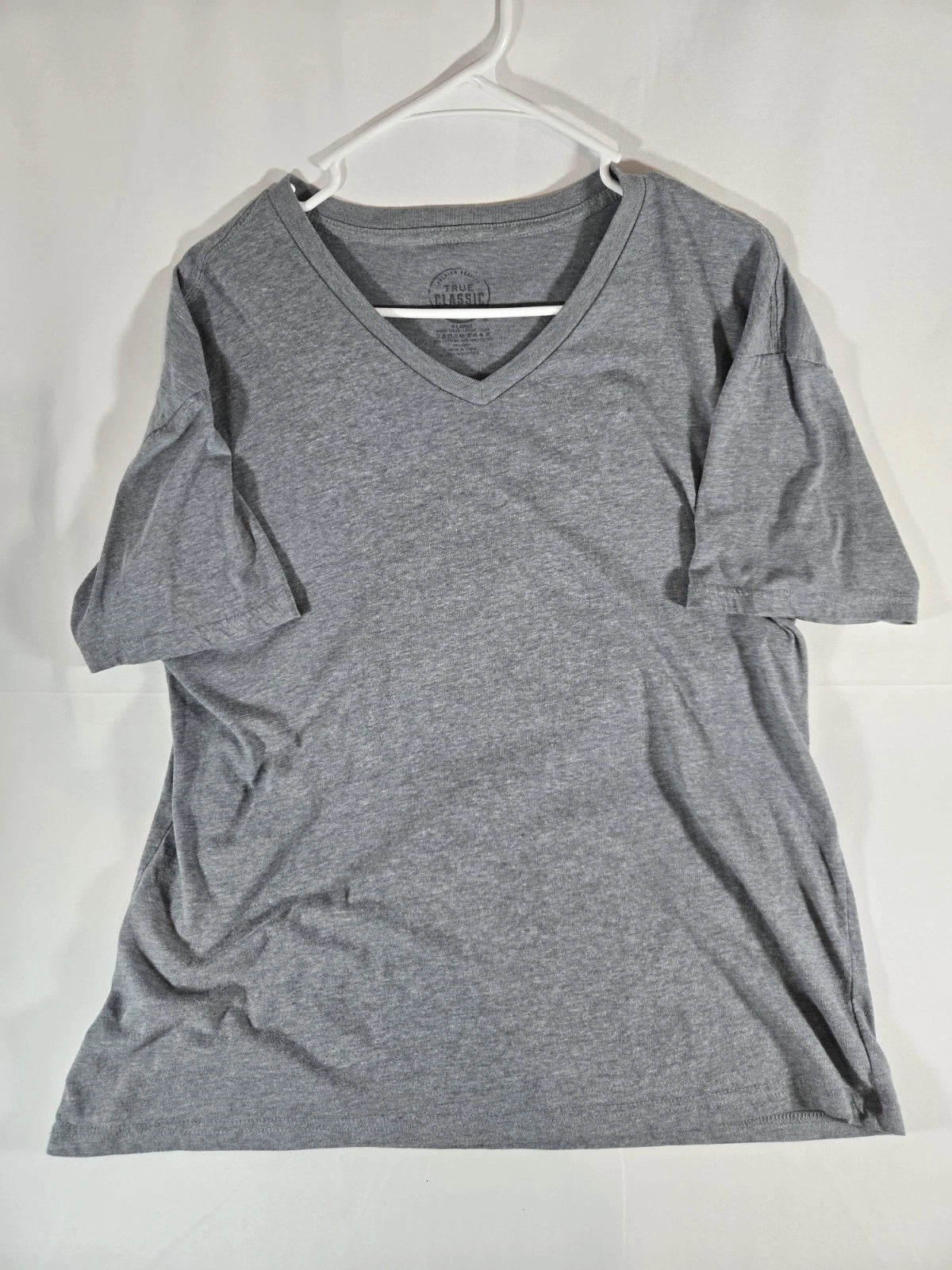 True Classic Tees Men's Grey V-Neck Short Sleeve Shirt Size XL