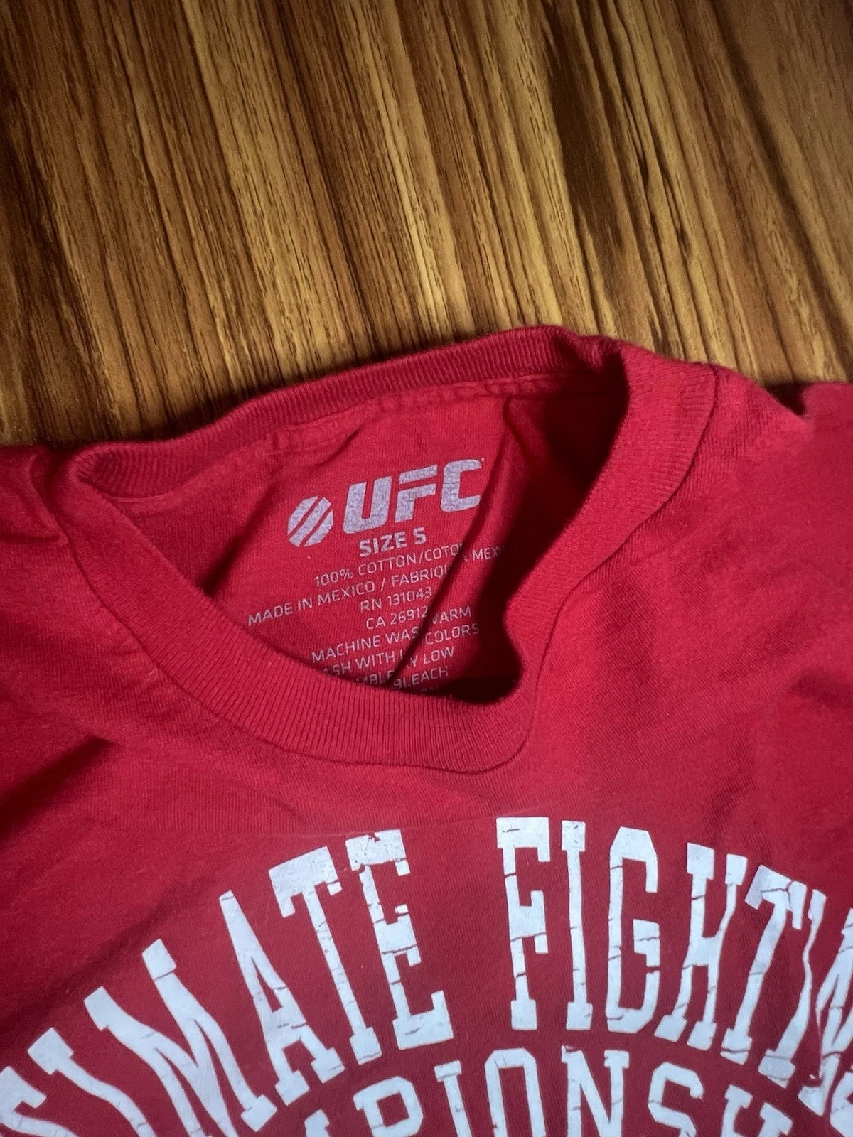 UFC 1993 Ultimate Championship Men's Red Tee Shirt Size S