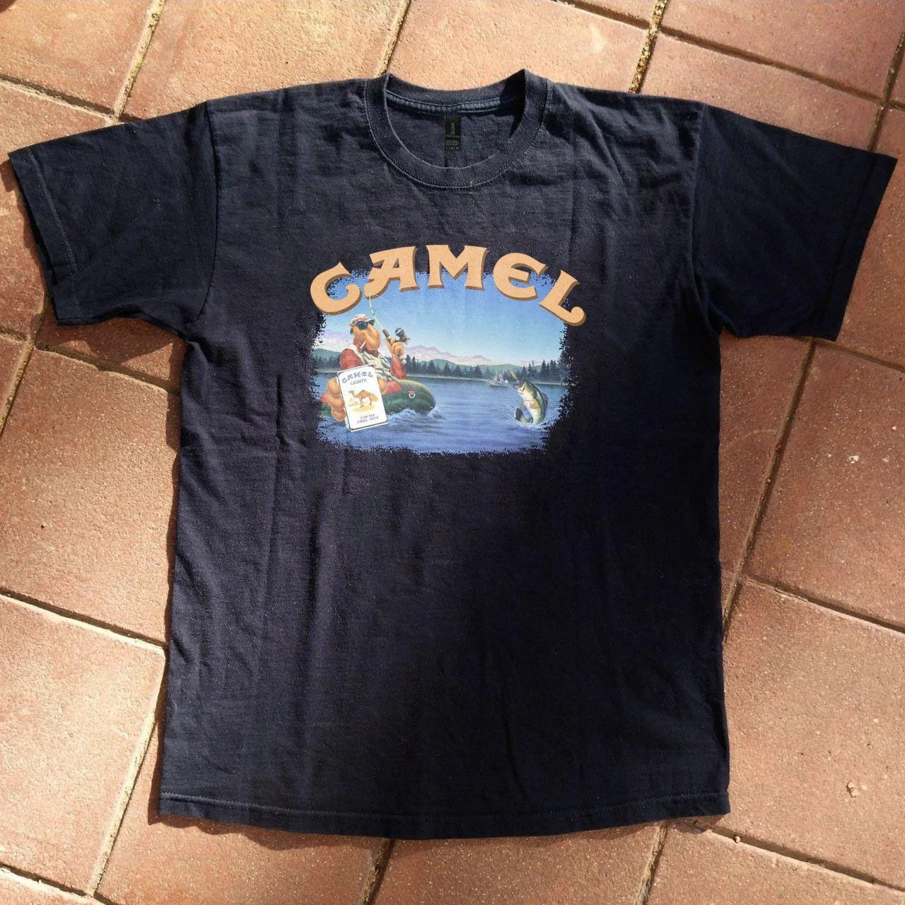 Camel Smoking Joe Fly T-shirt