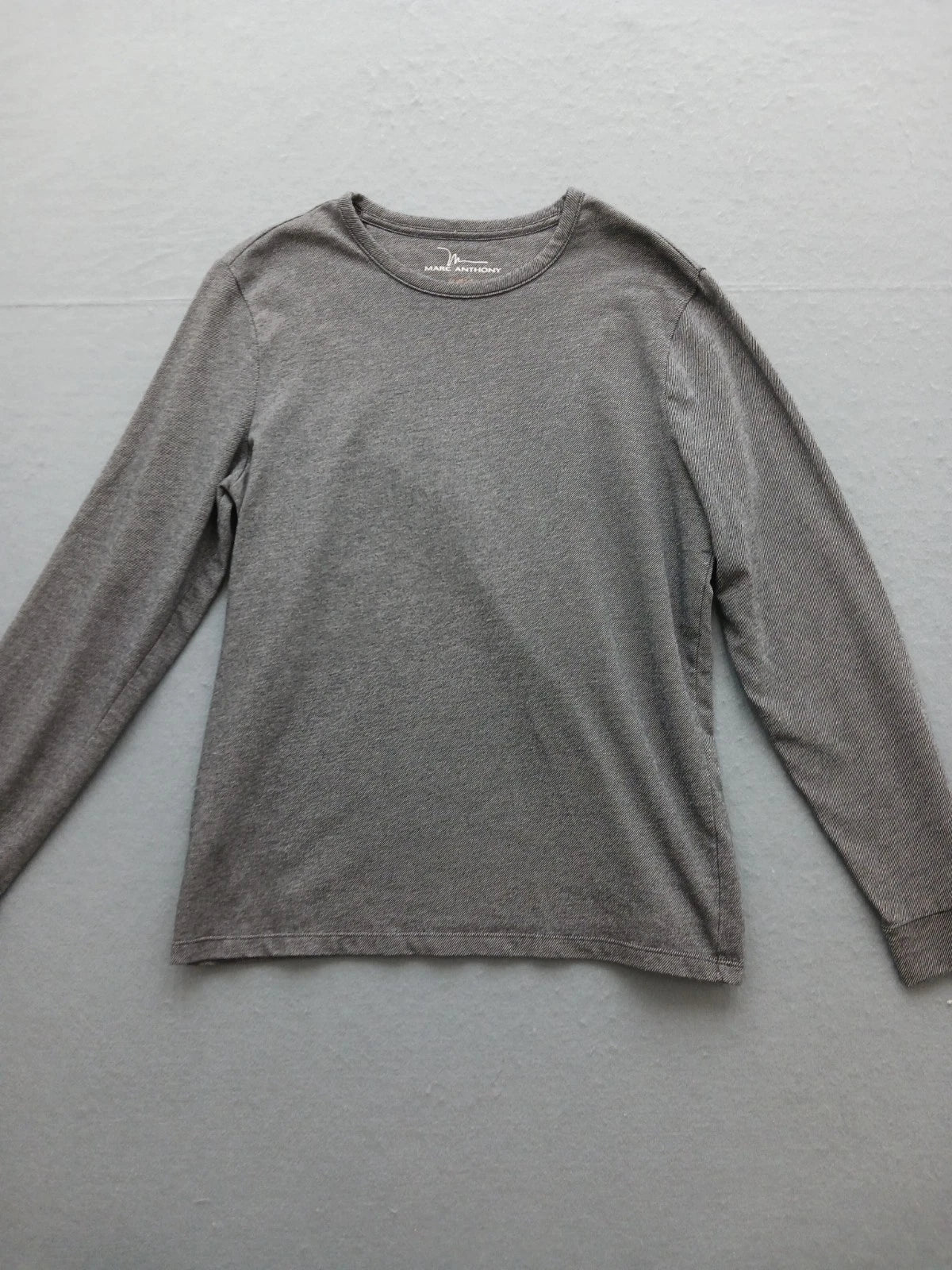 Marc Anthony Men's T-Shirt Long Sleeve XL Gray Solid Casual 5761 Stylish