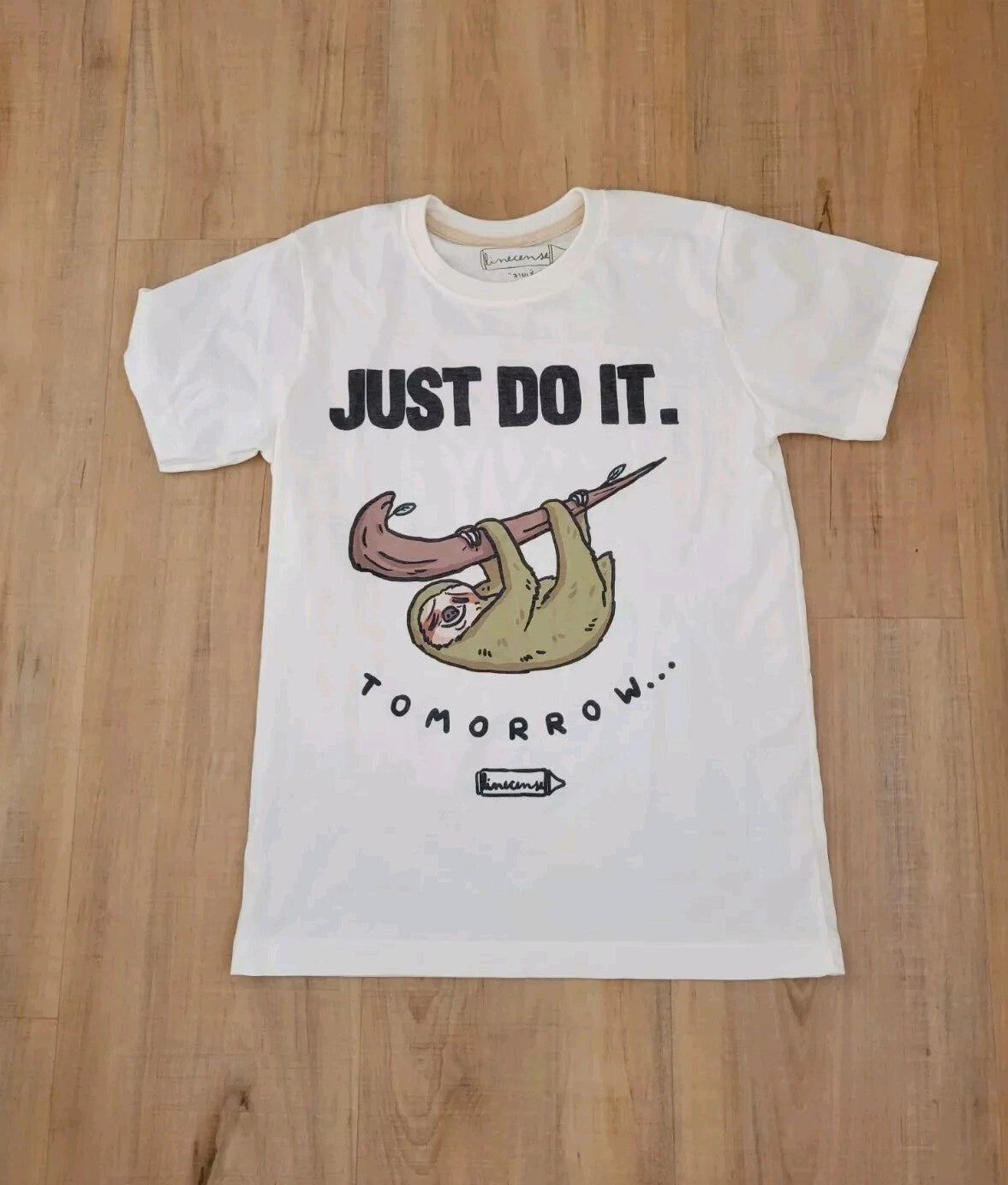 🦥S 'Just Do It Tomorrow' Minimalist Graphic Tee Vintage Retro Teens Adult Funny