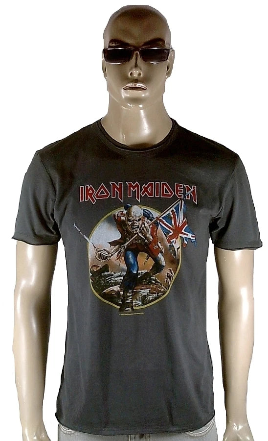 Cool Amplified Iron Maiden The Trooper Metal Rock Star Vintage T-Shirt XL 54