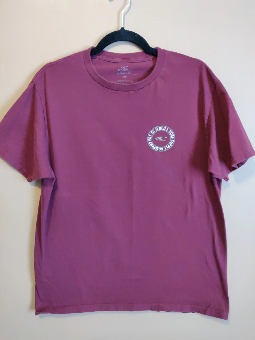 O'Neill men's L t-shirt maroon modern fit "Est. 52 O'Neill Surf" short sleeves