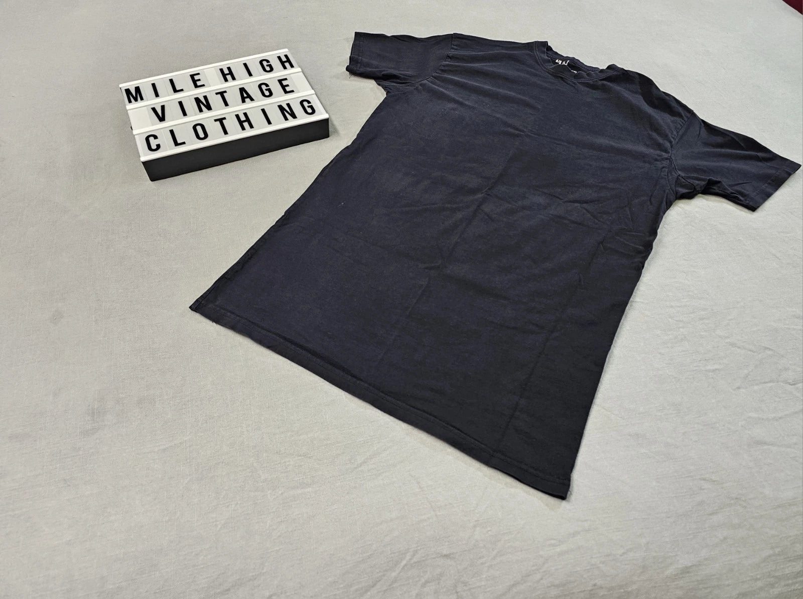 Men's Plain Solid Black Shirt XL Minimalist Retro Faded Tucked Long Adults Tee
