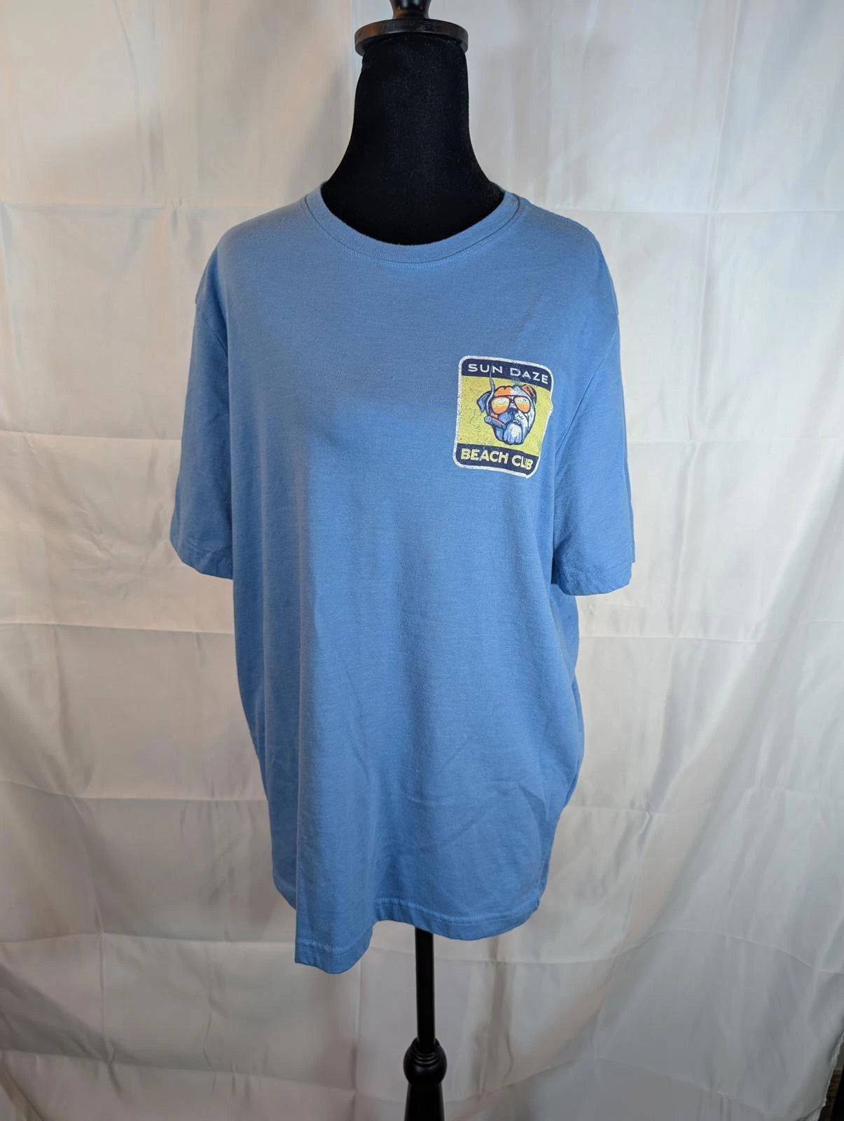EUC Men's IZOD Size Medium Sun Daze Beach Club Graphic Tee - Stylish Casual Wear