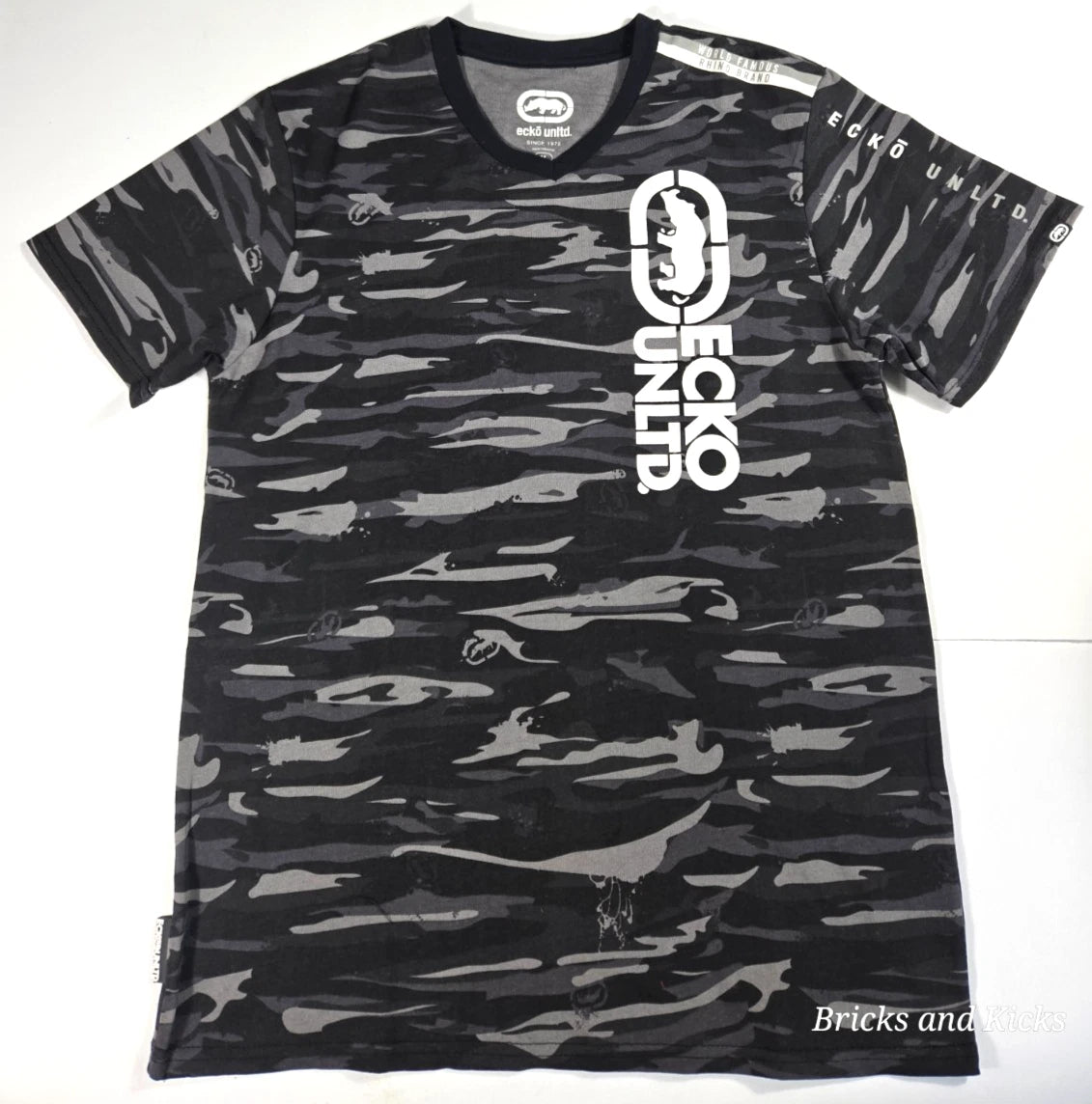 Ecko Unltd. T-Shirt Black Camo Black/Gray V-Neck Men's Size S, M, L, XL NWT