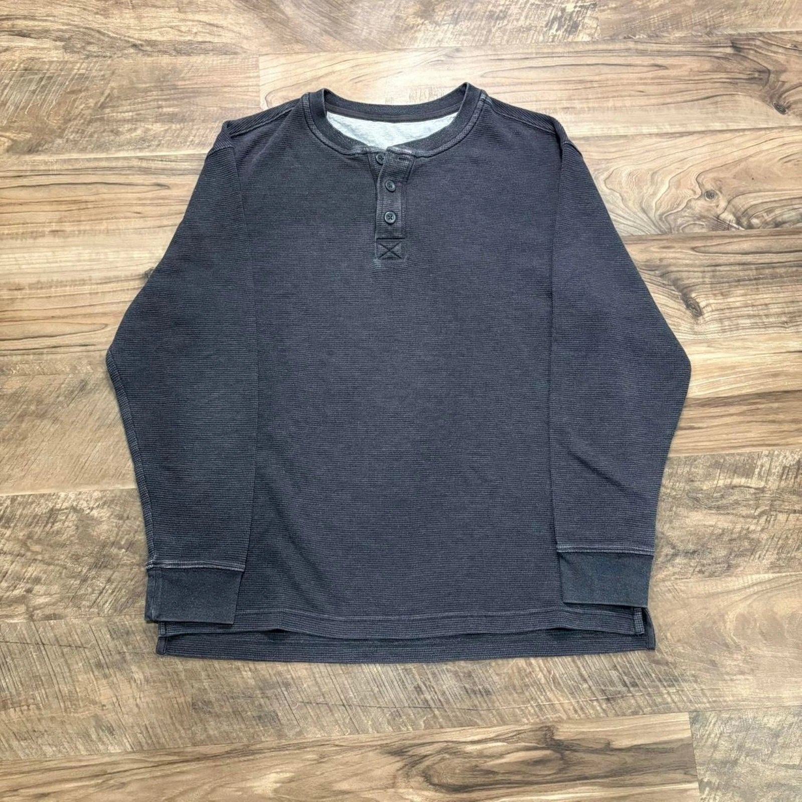 Vintage Y2K Black Waffle Knit Henley 2000s