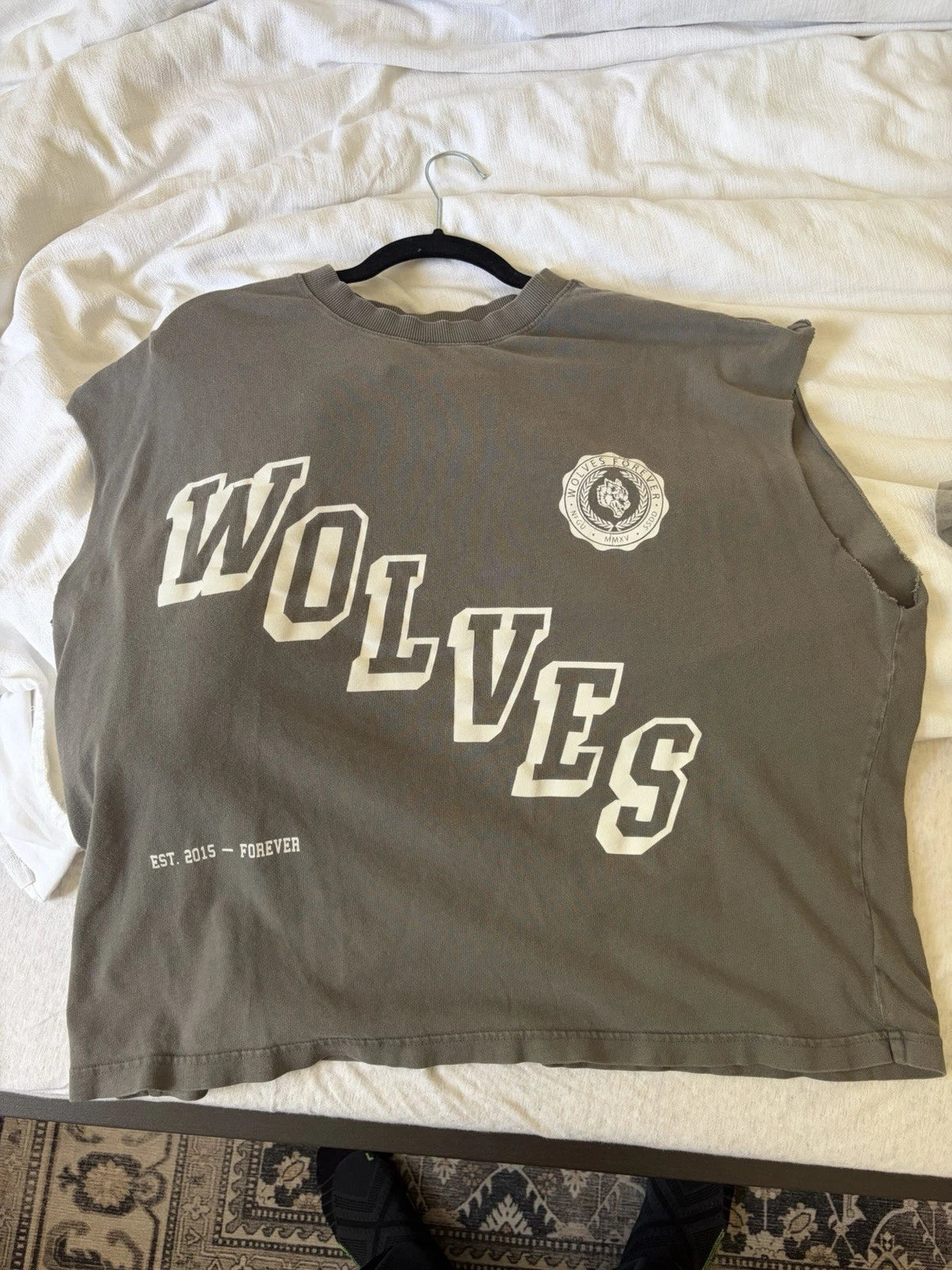 Darc Sport Wolves Forever Muscle Tee Cut Off Sleeveless 829/1000 Olive XL NFGU