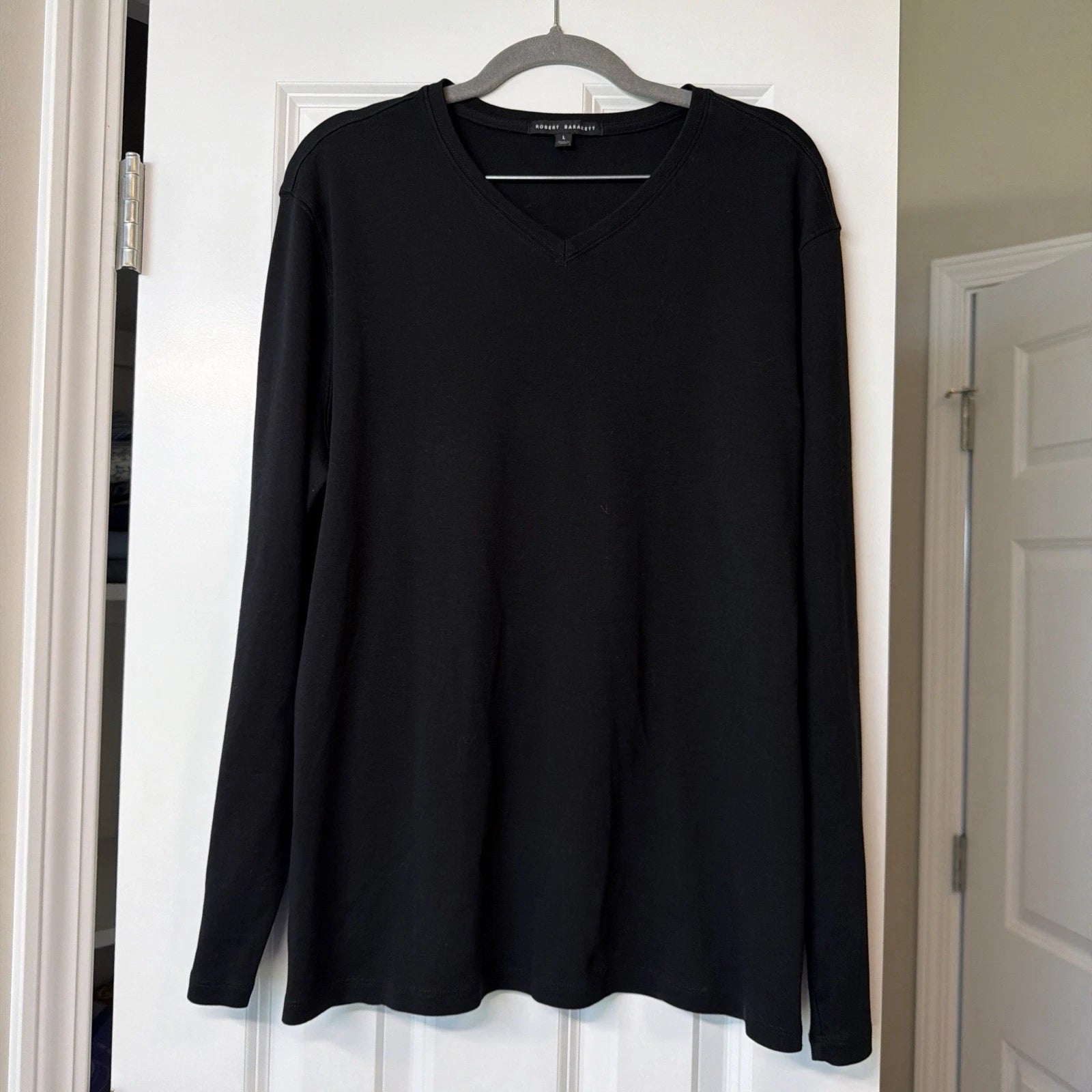 Robert Barakett Men’s Black Pima Cotton Long Sleeve V Neck Shirt Size L