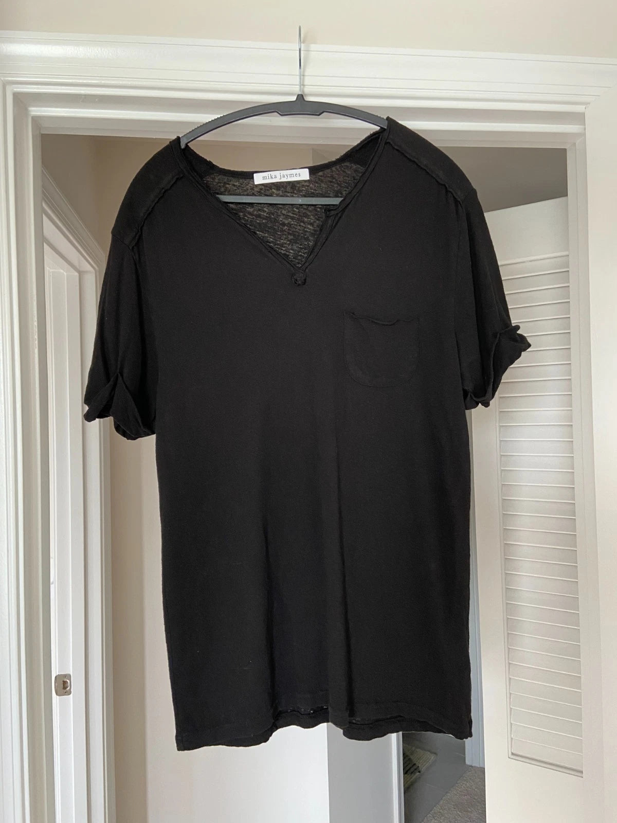 Mika Jaymes Men's Linen Blend Raw Edge Split V-Neck Tee