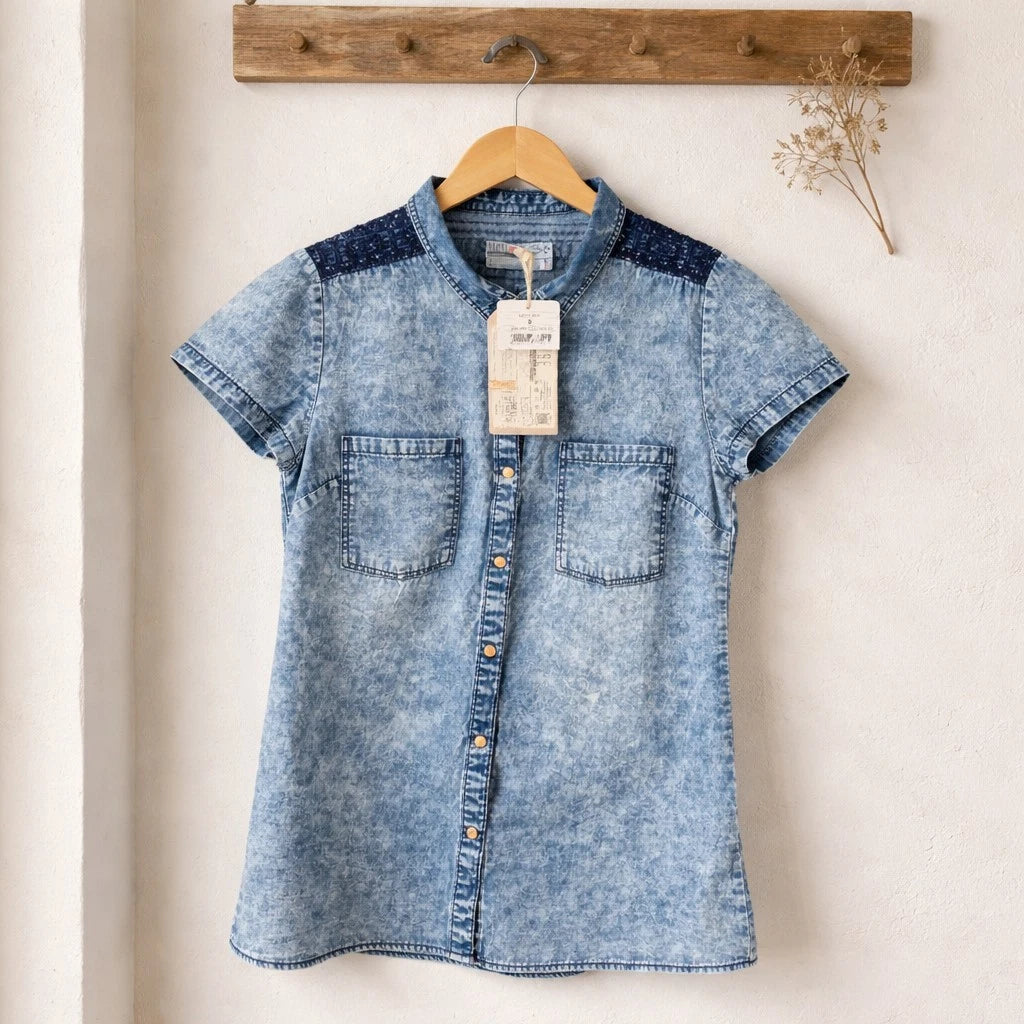 This jean top is super cute and looks really comfortable