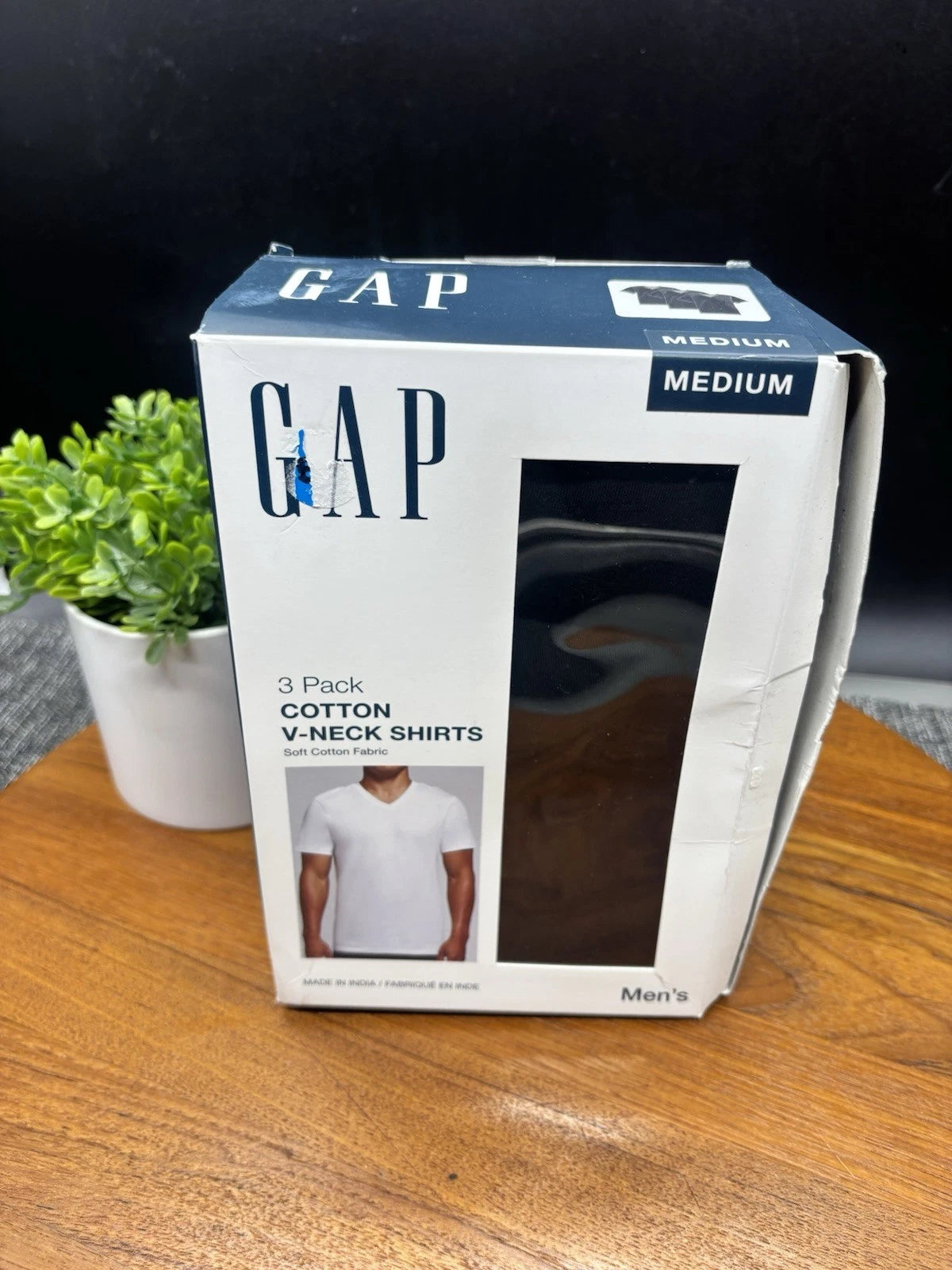 GAP Cotton V-Neck BLACK Shirts 3 Pack Med