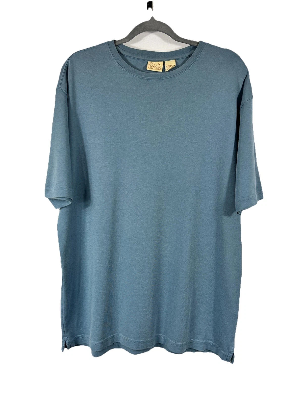 Jos A BANK men’s Classic T-shirt Size L Minimalist Sport Casual Comfort Stretch