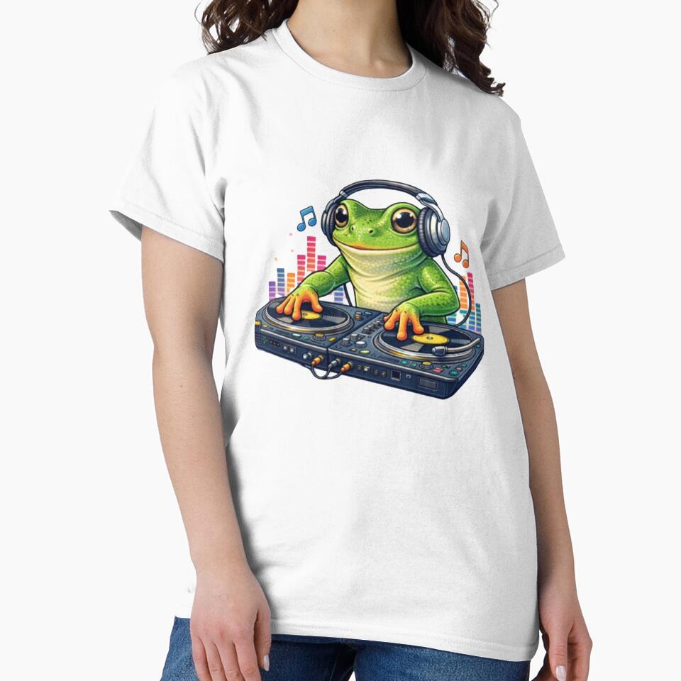 Grenouille DJ on the turntables by FroggyOnly