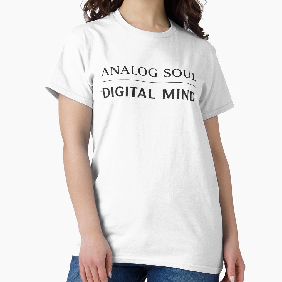 ANALOG SOUL / DIGITAL MIND – Glitch Techno Statement Tee by Beats & Barks
