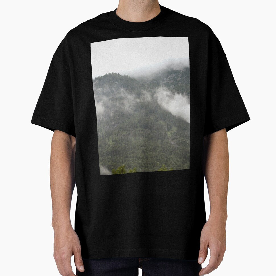 Cloudy Mountains by erialeduab