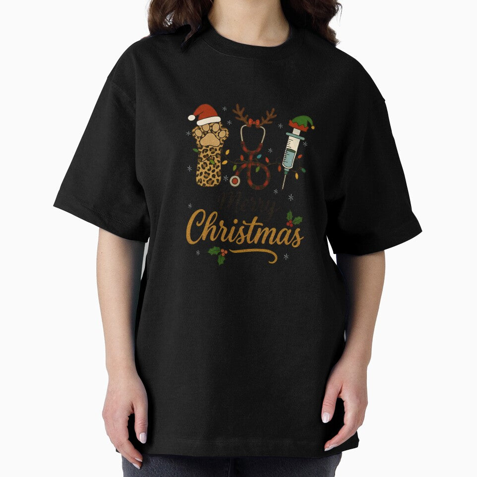 Veterinarian Christmas Design – Cute Vet Holiday Art with Paw, Stethoscope & Syringe by Imaginationbeyond