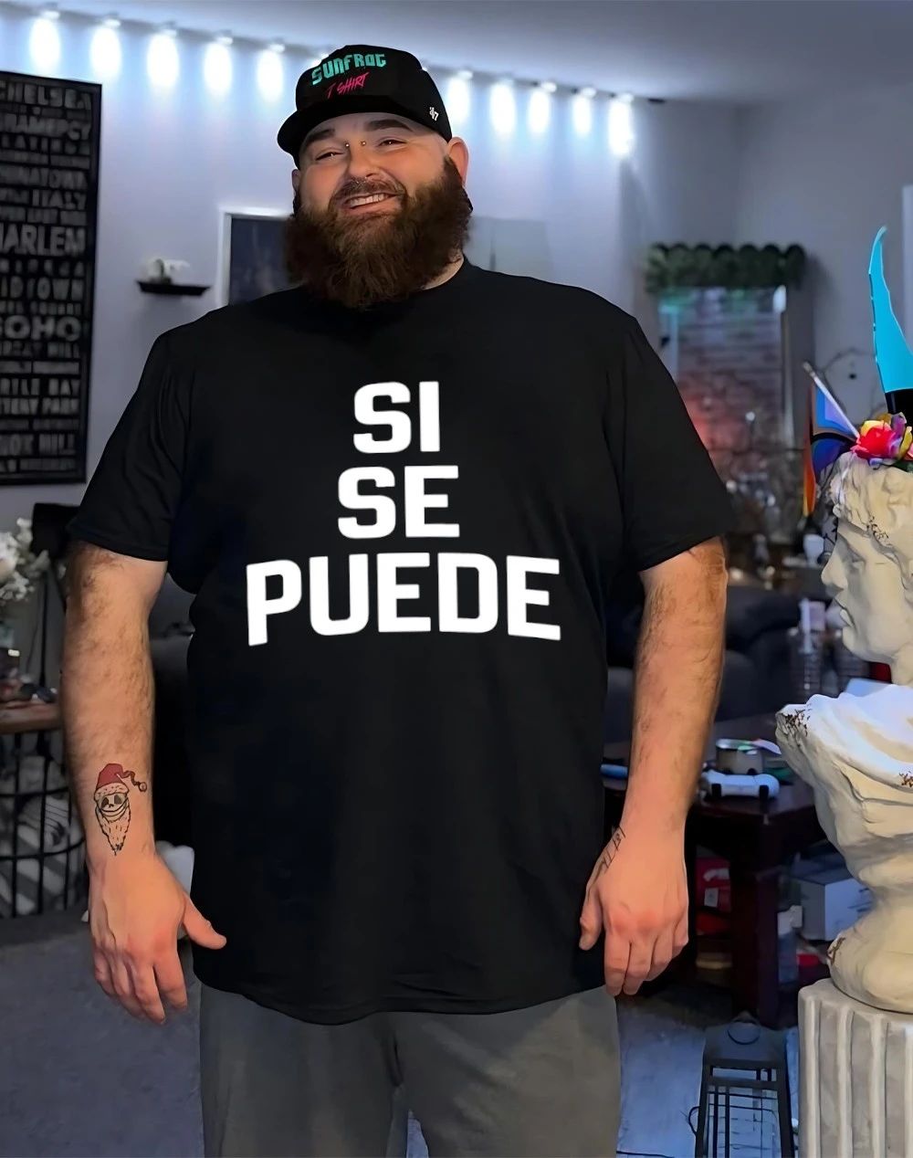 Dolores HuertaSí se puede classic shirt