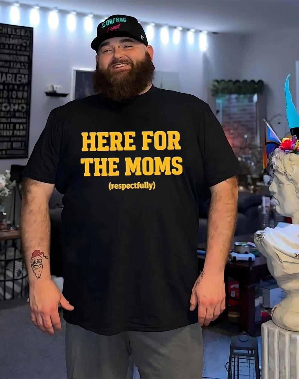 Soy Saucesports Pittsburgh Here For The Moms Shirt