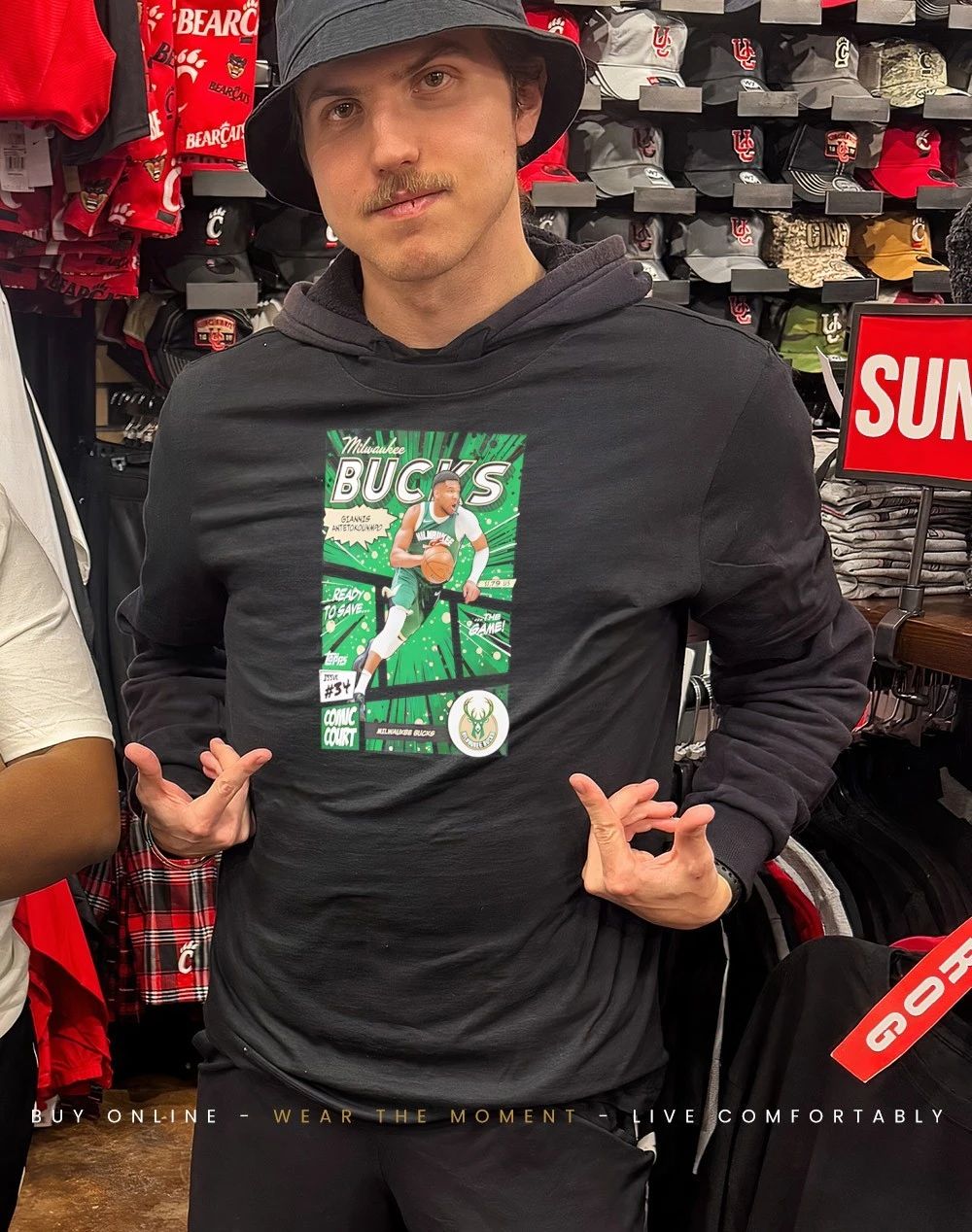 Giannis Antetokounmpo Milwaukee Bucks Comic Court shirt
