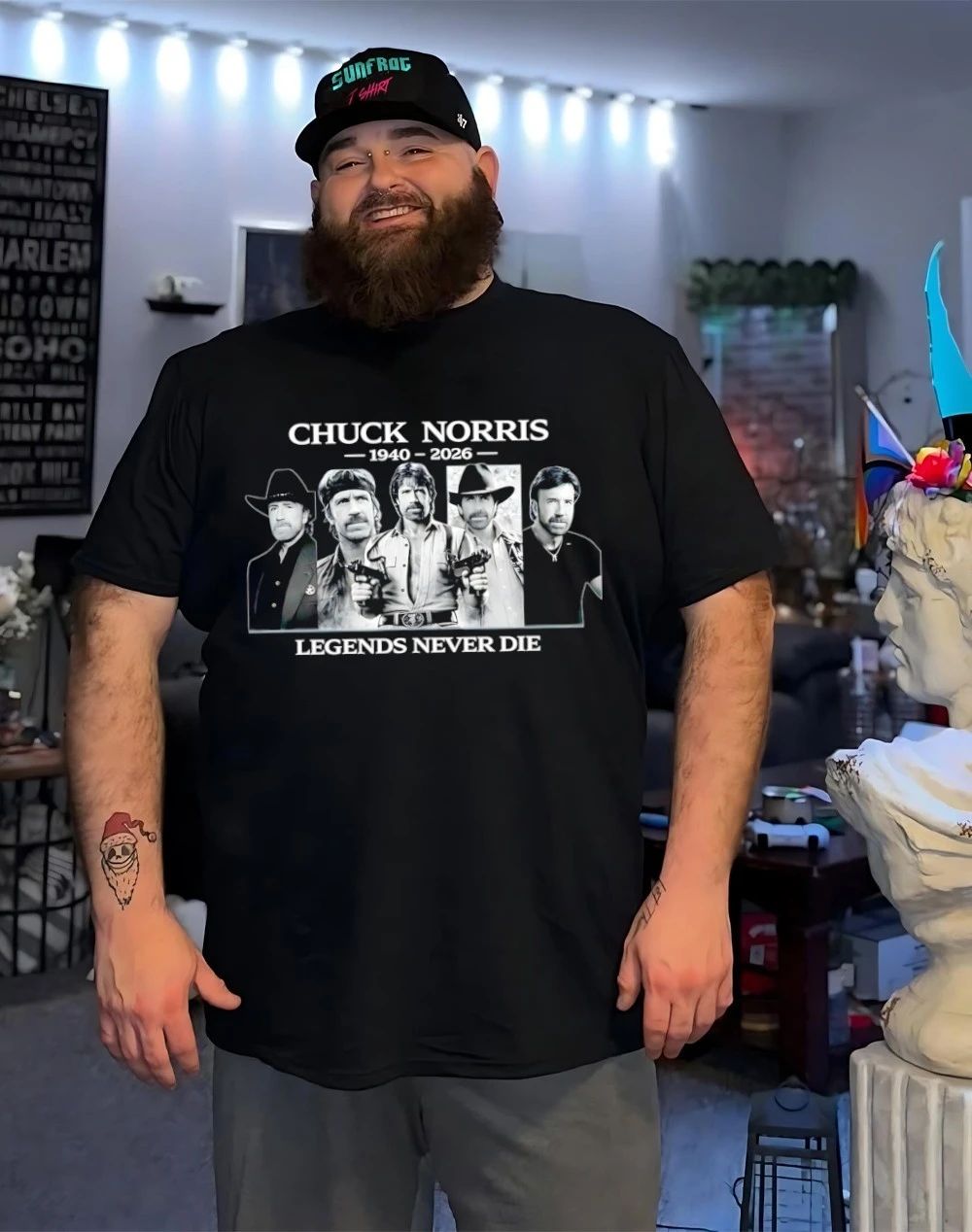 Chuck Norris Legends Never Die 1940 2026 shirt