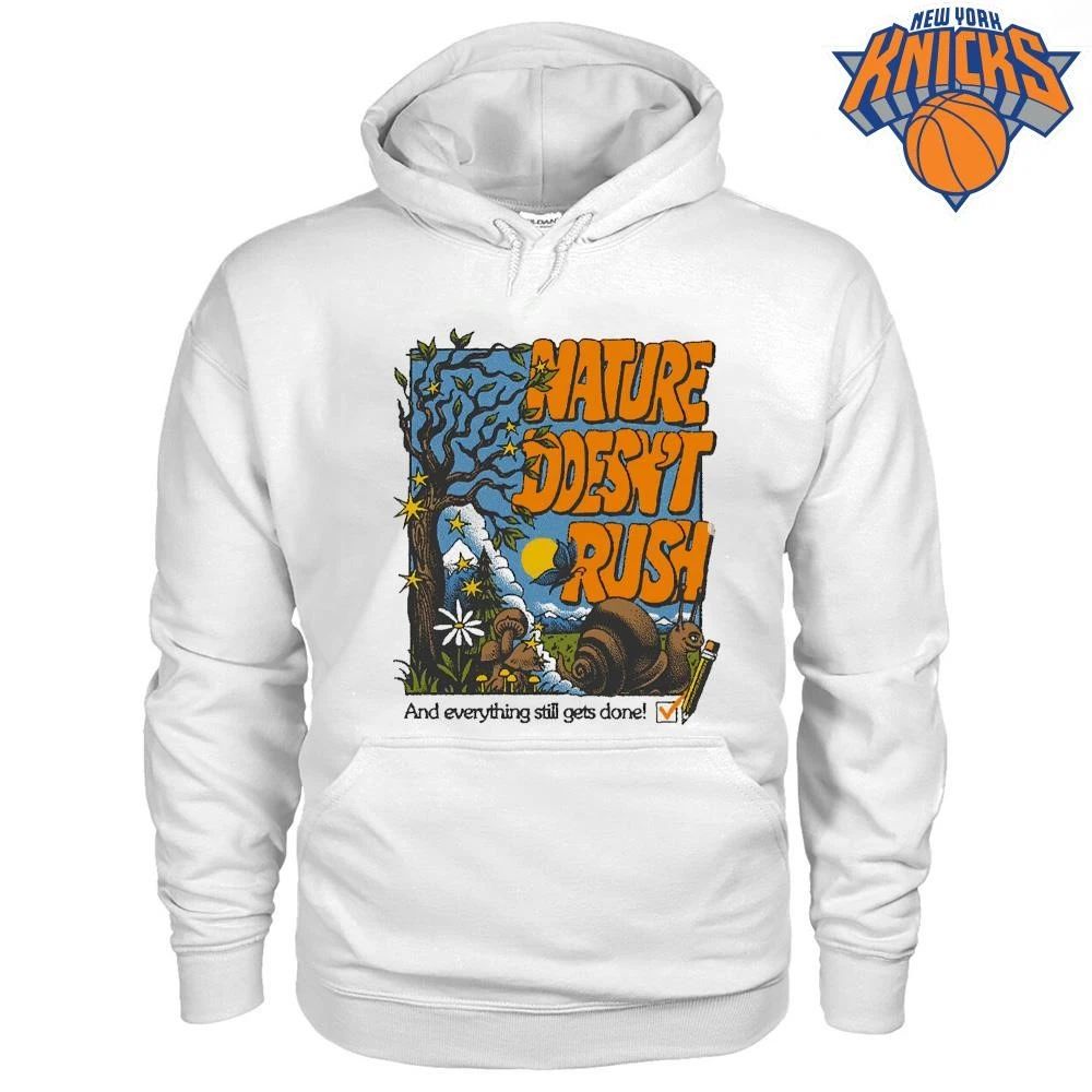Retro Nature Doesnt Rush Snail Vintage Aesthetic Psychedelic Cottagecore Quote Graphic Shirt