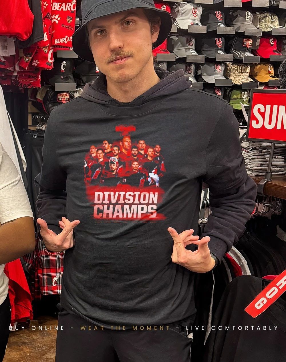 Carolina Hurricanes NHL 2025 2026 Metro Division Champions Sound The Siren shirt
