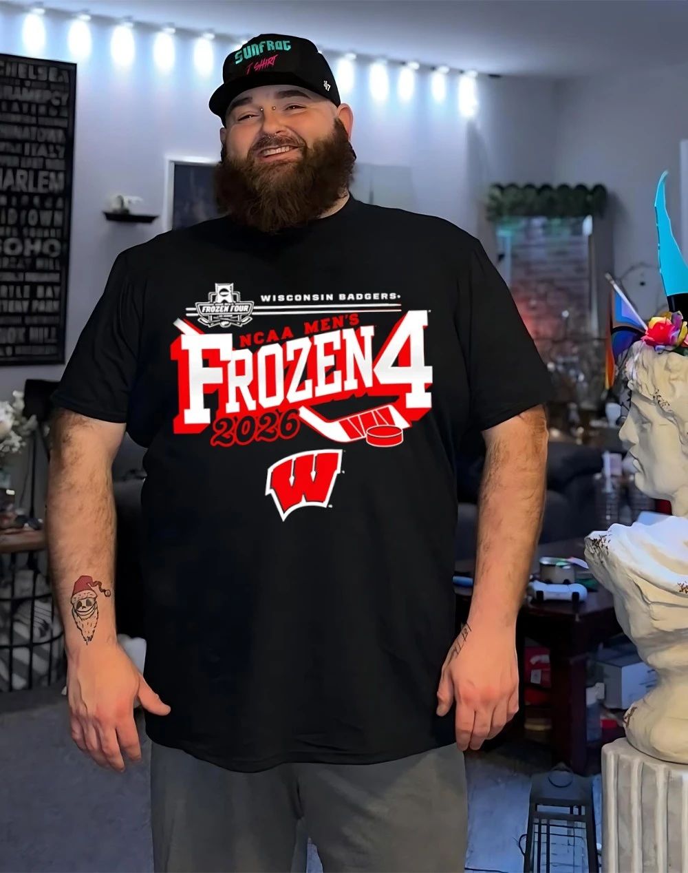 Wisconsin Badgers Men’s Hockey 2026 NCAA Frozen Four Vegas shirt