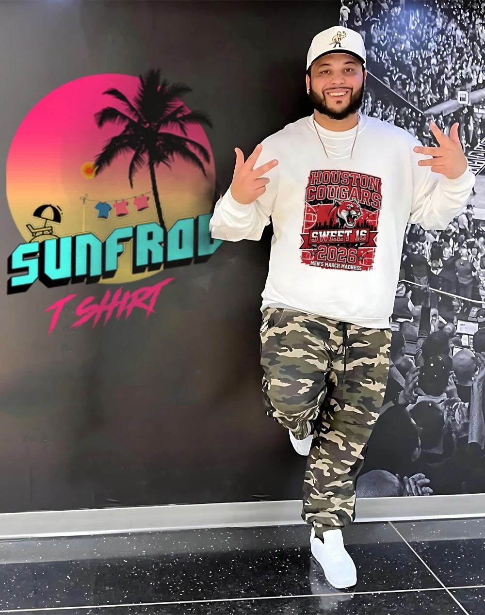 Houston Cougars Sweet 16 2026 NCAA Men’s March Madness city skyline shirt