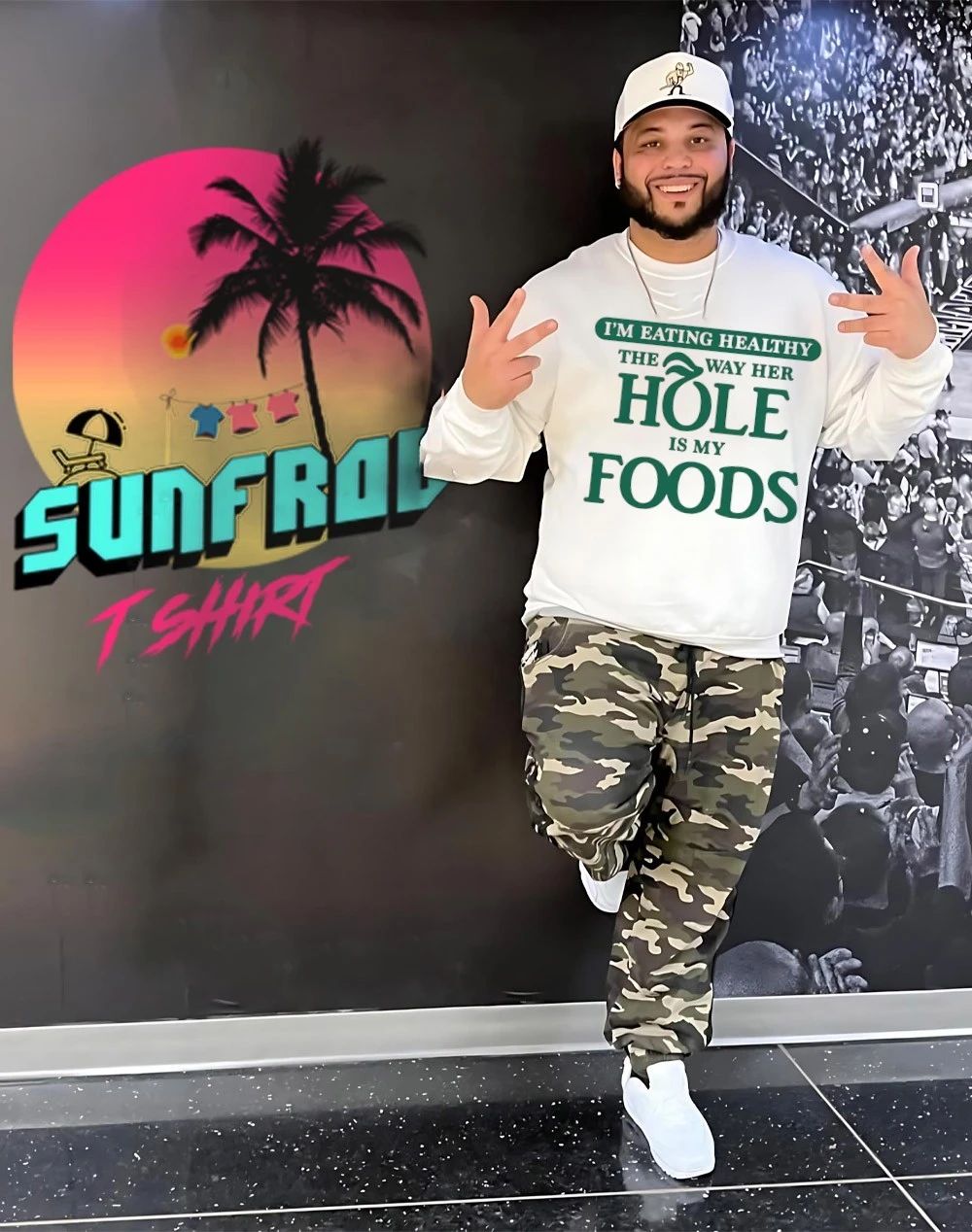 I’m eating healthy the way her hole is my foods shirt